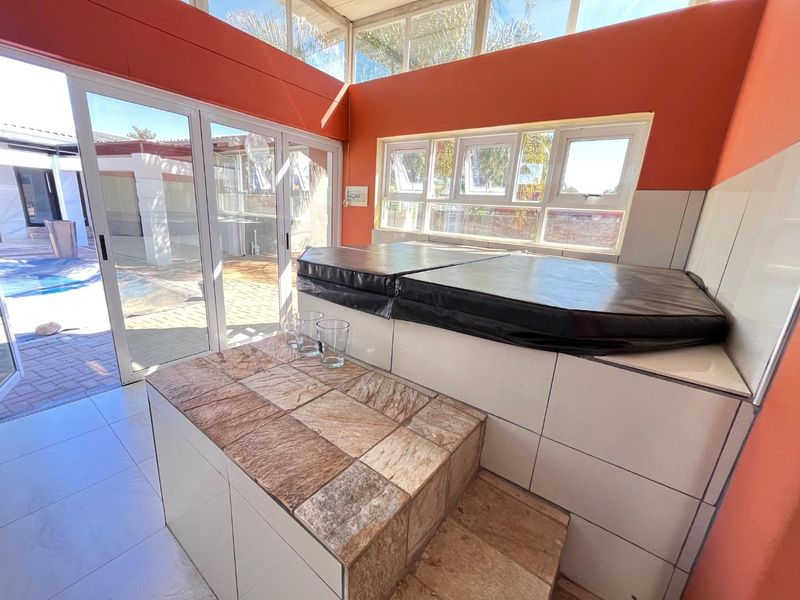 Stunning house for sale in old Academia - Photo 3