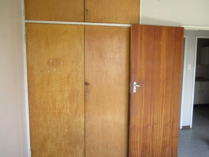 2 BEDROOM FLAT TO RENT IN BALREA PARK - Photo 9