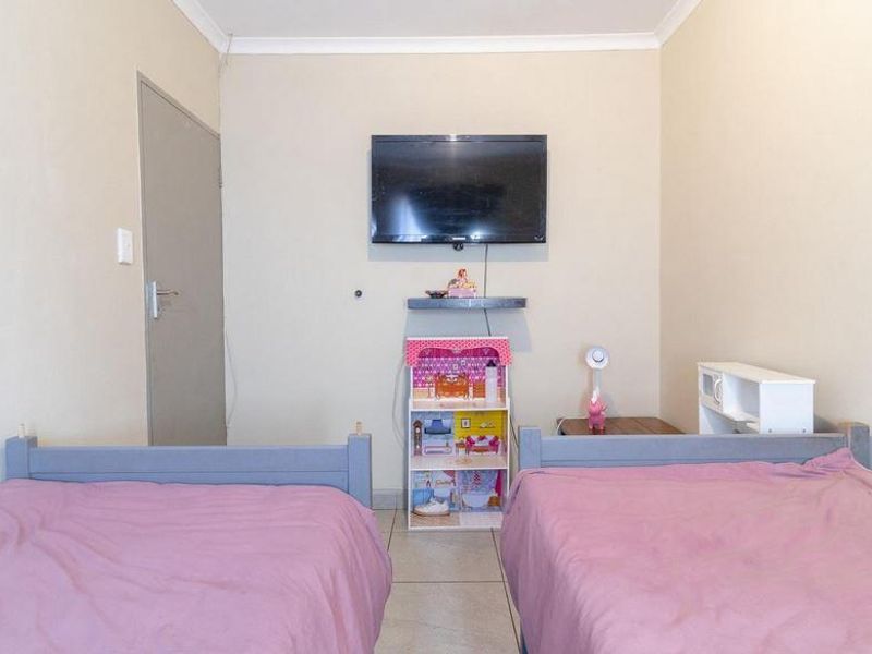 Why not treat your self - Photo 8