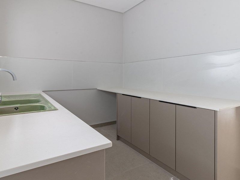 Find Your Big and Beautiful Dream Home Today - Photo 10