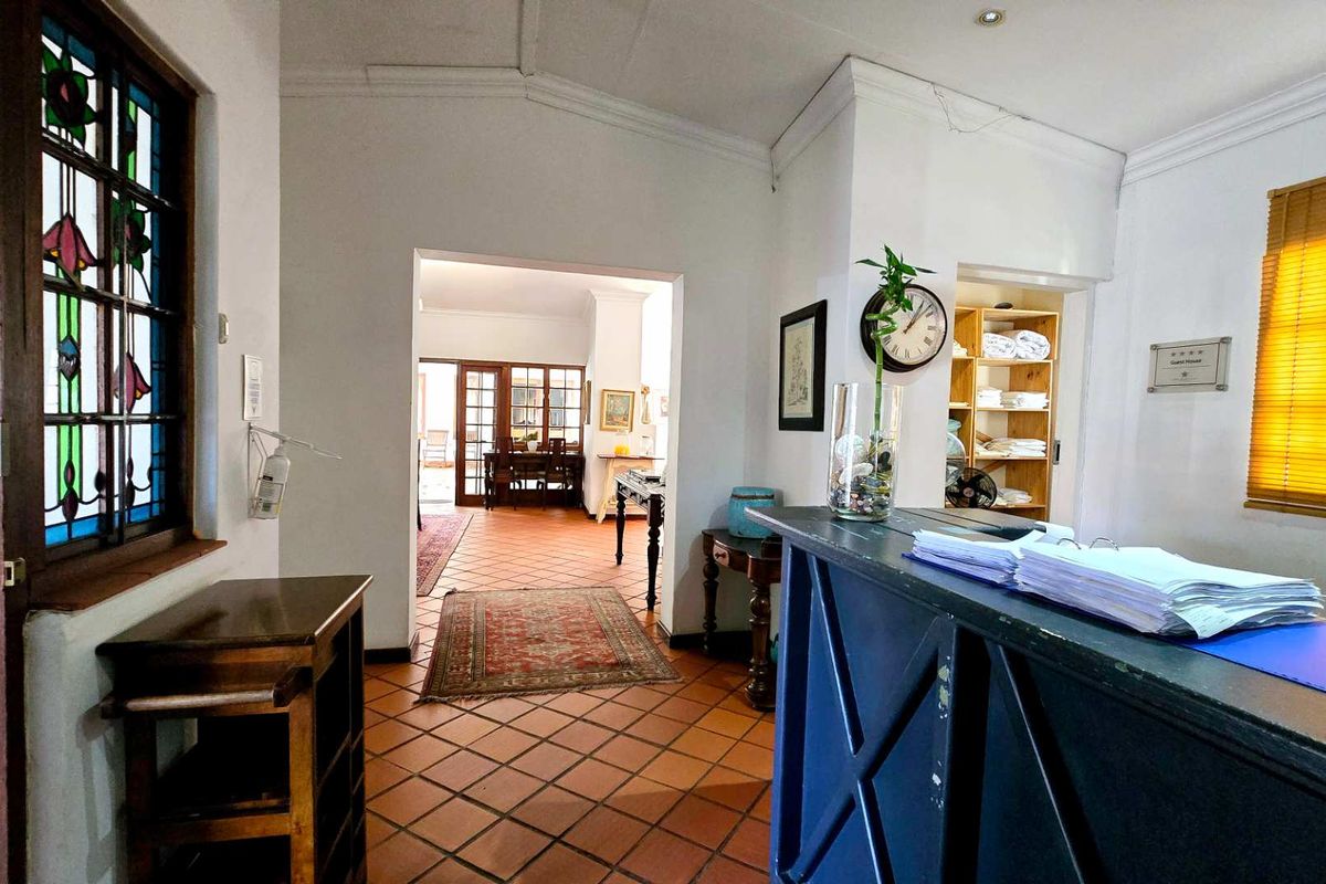 Spacious Guesthouse & Events Venue with Endless Potential in Pretoria East - Photo 5