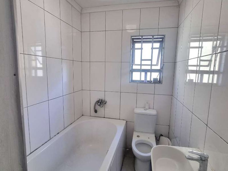 TOWNHOUSE FOR SALE - Photo 8