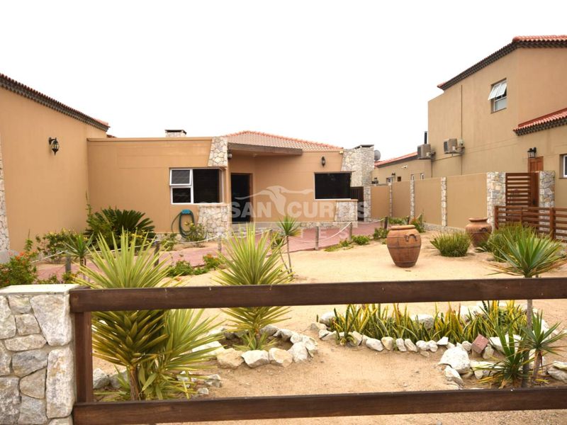 3 BEDROOM HOUSE IN ROSSMUND IS FOR SALE - Photo 2