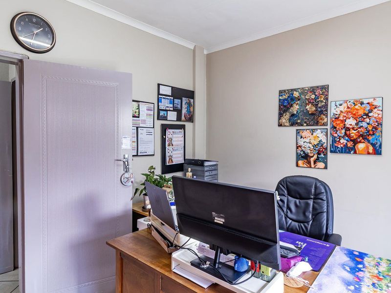 Business Premises for Sale in Sought After Brackenhurst - Photo 9