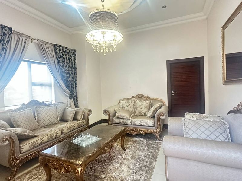 6 Bedroom plus Staff room - Furniture optional - Photo 6
