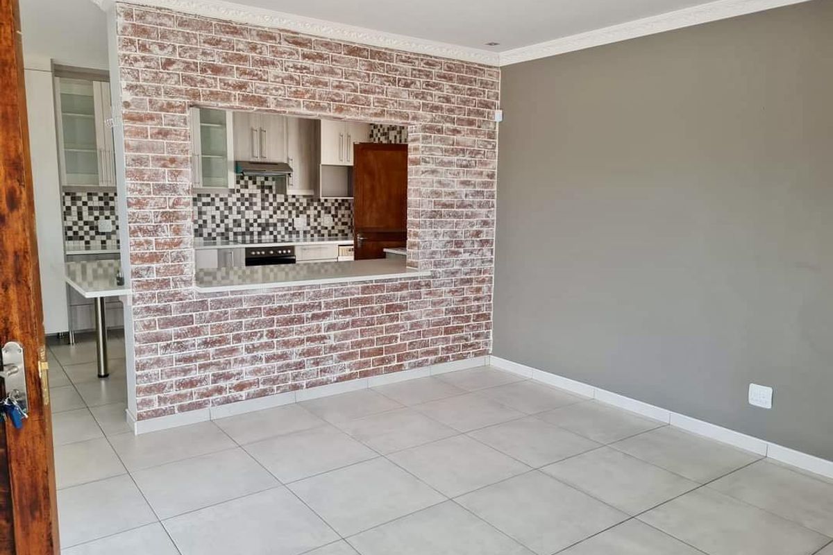 3 Bedroom House For Sale in Okahandja - Photo 4