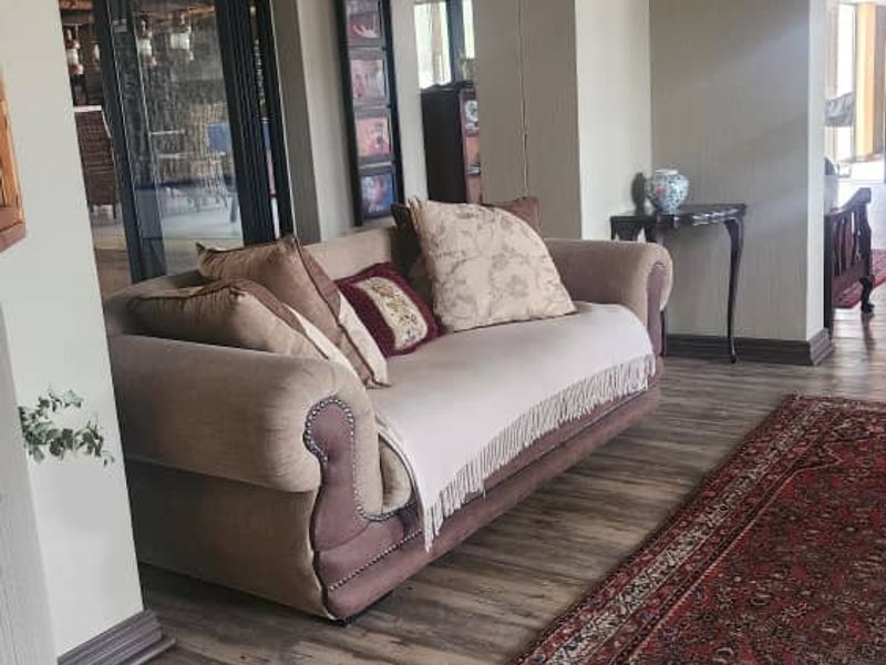 Elegant Home For Sale - Walvis Bay - Photo 6