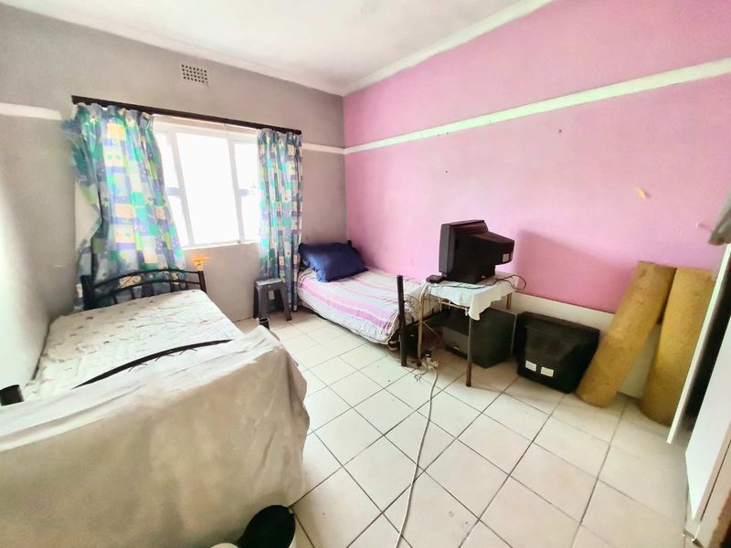 3 Bedroom Semi Detached Home, Kensington - Photo 7