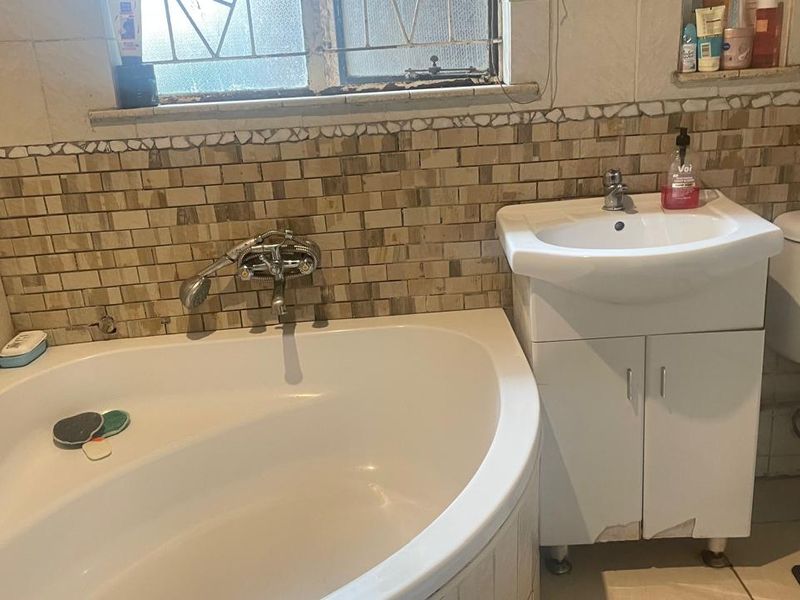 House For Sale - Photo 8