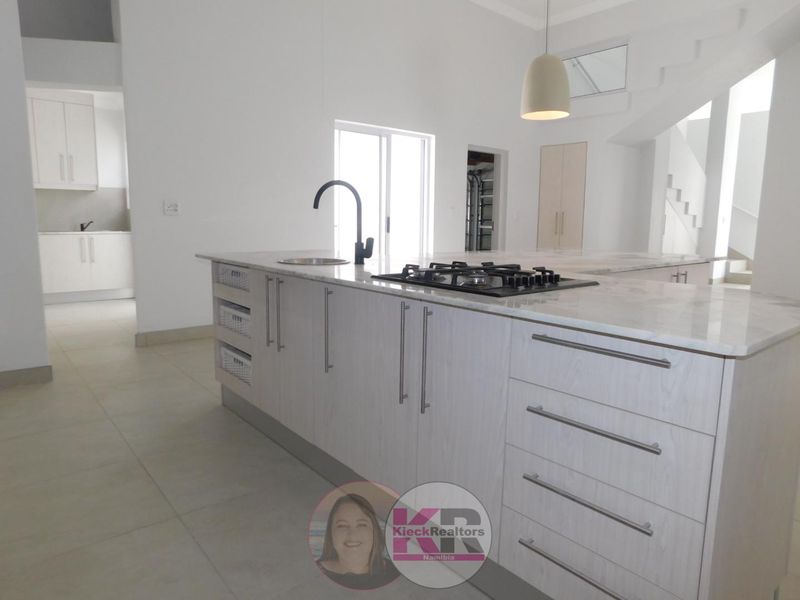 A few steps from the beach - Photo 7