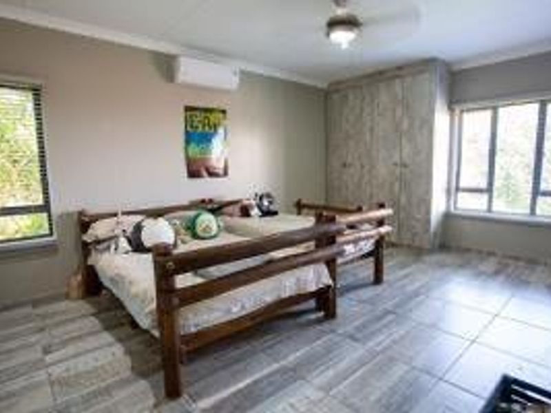 4 Bedroom house available to rent in Ballito - Photo 10