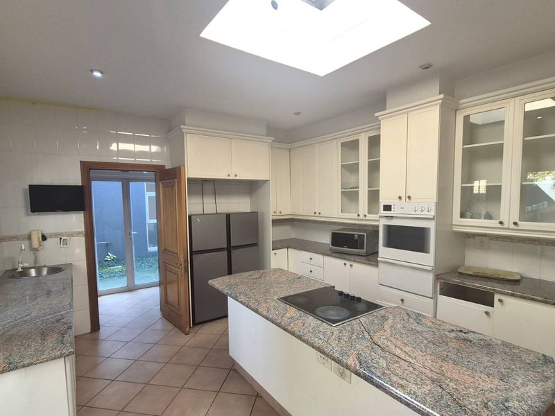 Exceptional 5 Bedroom Free Standing House in Morningside – Prime Position Near Sandton CBD | Ideal Luxury Home or Boutique Guesthouse Opportunity** - Photo 6
