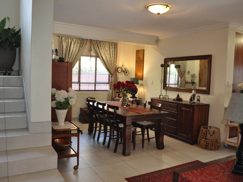 UPMARKET HOME FOR SALE IN SECURITY ESTATE N FAERIE GLEN - Photo 6