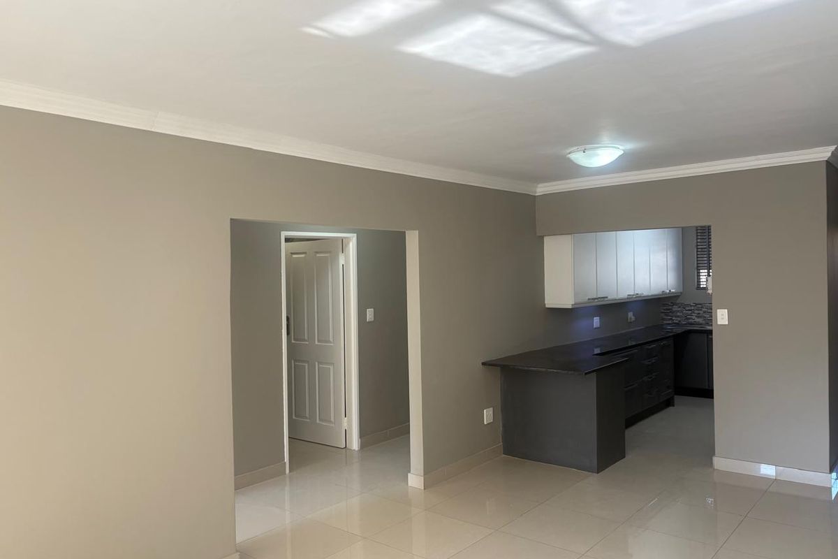 Modern Living Awaits: Stylishly Renovated, Ultra-Convenient Home - Photo 4