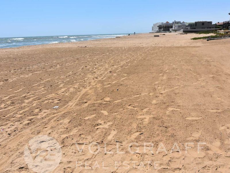 Beachfront Bliss in Vogelstrand, Swakopmund – Exclusive Value Opportunity - Photo 10