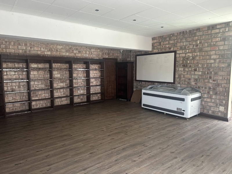 Commercial Building FOR SALE or TO LET Centre of Swakopmund - Photo 5