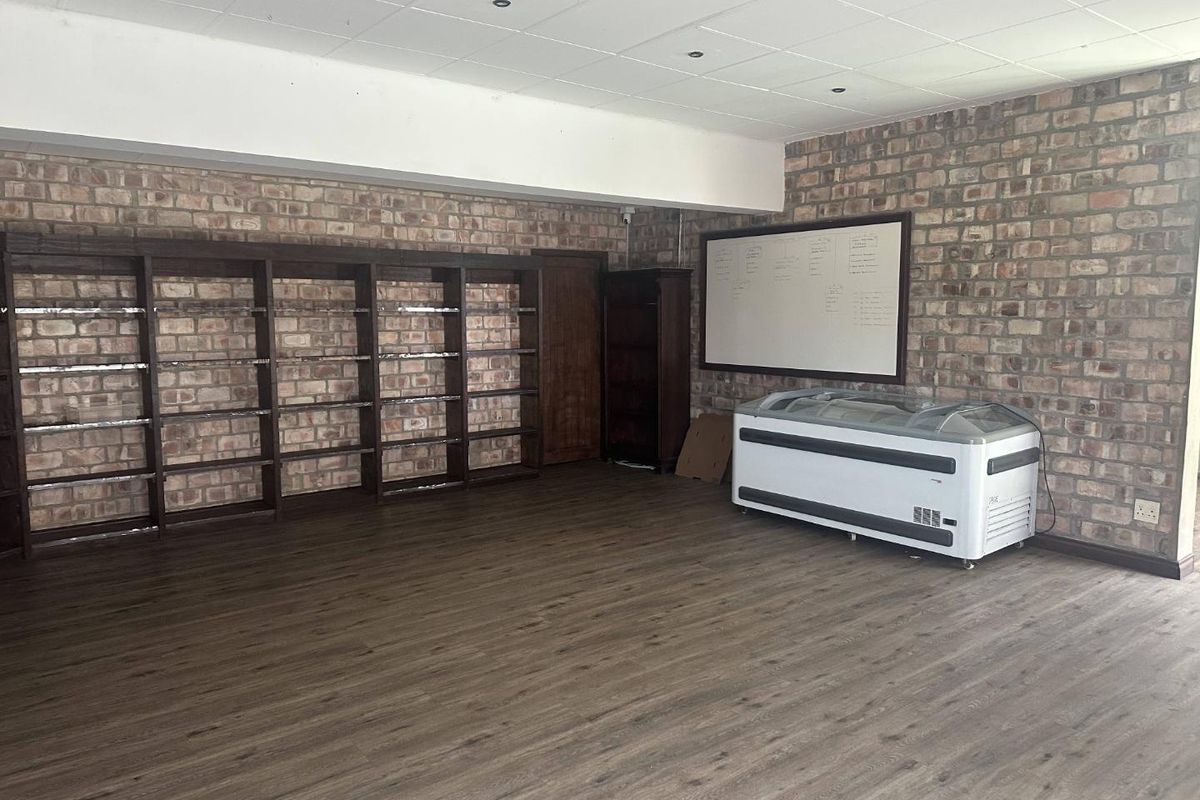 Commercial Building FOR SALE or TO LET Centre of Swakopmund - Photo 5