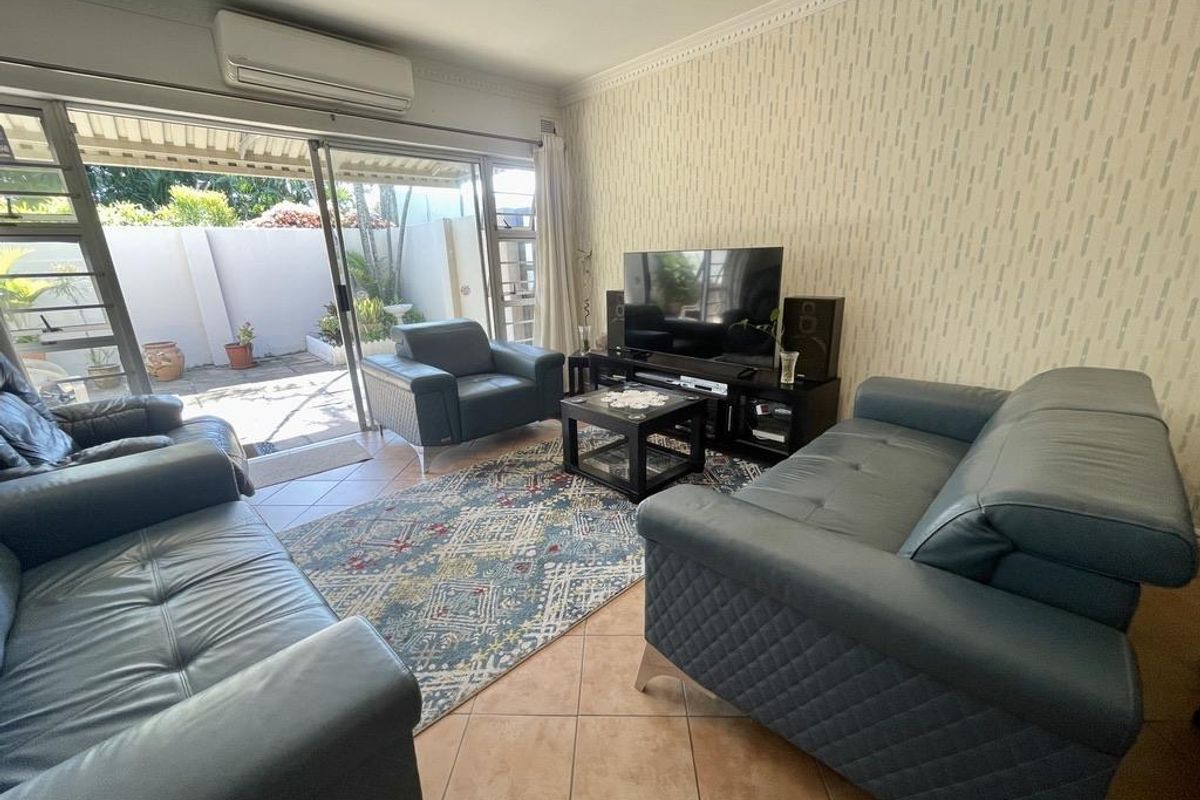 Hendra - Ground Floor Townhouse in Quiet Umhlanga Location - Photo 2