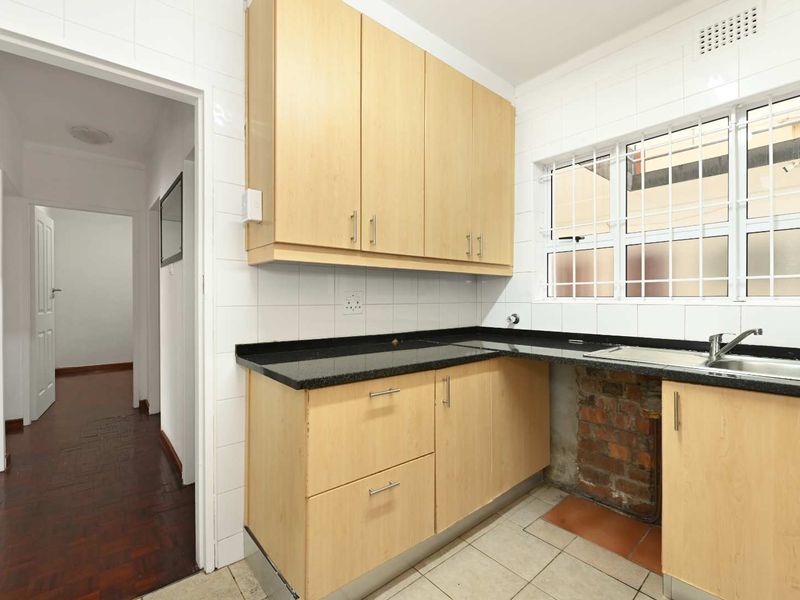 Charming Ground Floor Apartment with Private Garden & Garage – Prime Kenilworth Location! - Photo 10
