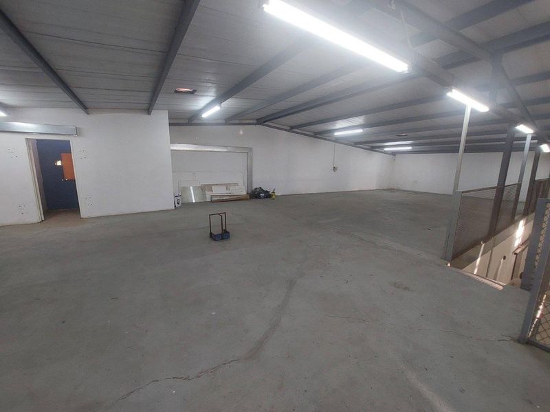 For Sale Prosperita - Freestanding warehouse - Photo 2