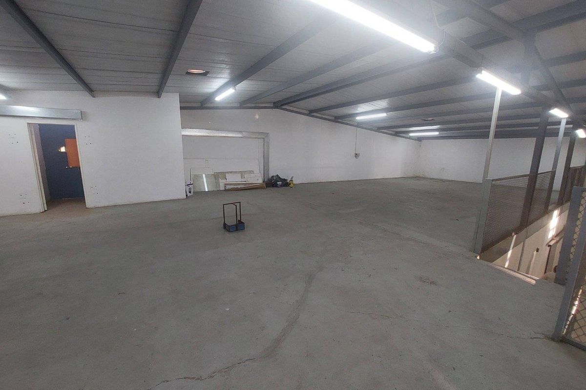 For Sale Prosperita - Freestanding warehouse - Photo 2