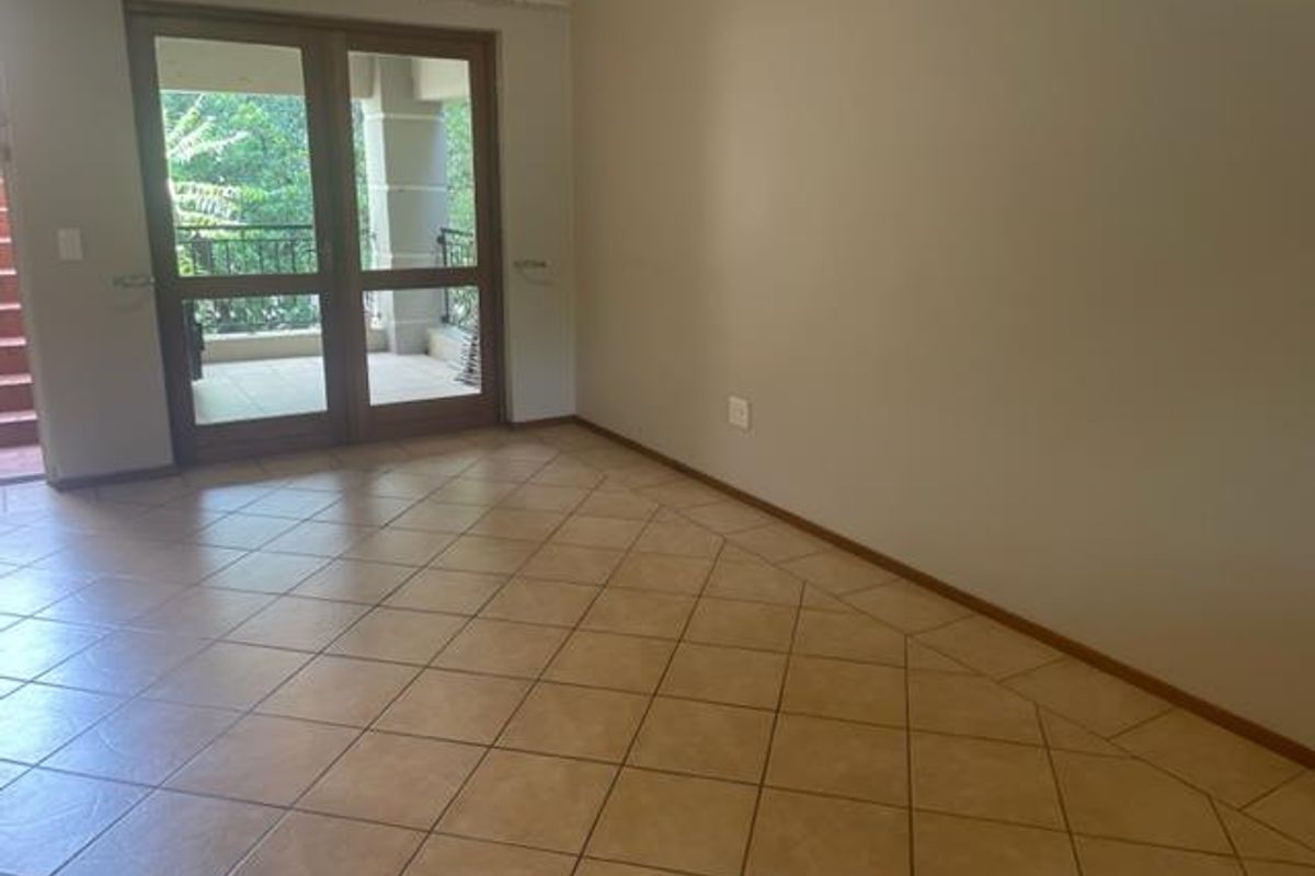 UNFURNISHED ONE BEDROOM - Photo 4