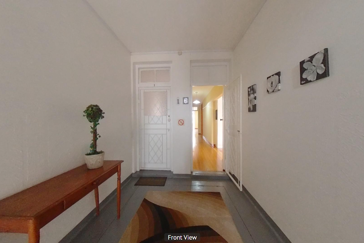 Beautiful Spacious Apartment - Photo 2