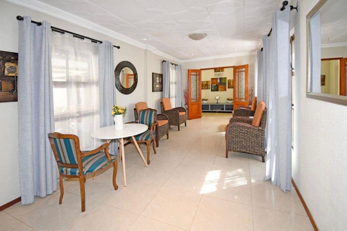 6 Bedroom House For Sale In Noordgang Ext 11 - Photo 5