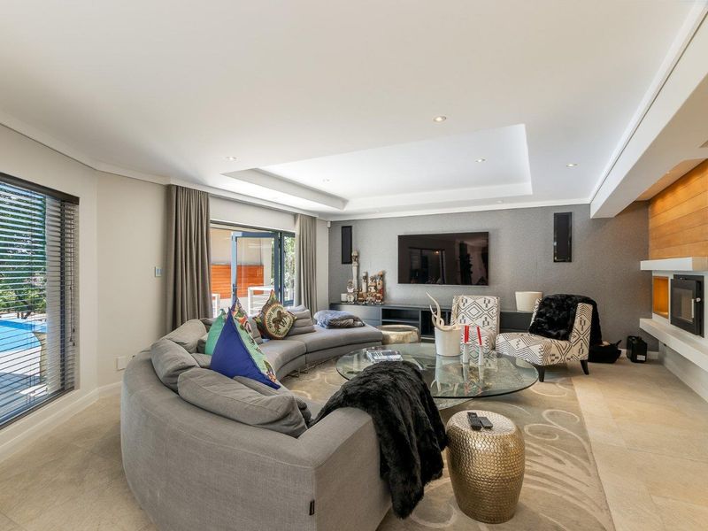 4 Bedroom House For Sale in Dainfern Golf Estate - Photo 8