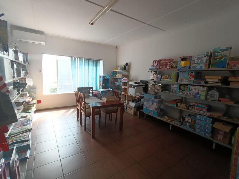 1485m2 Warehouse & Link Access - Photo 4