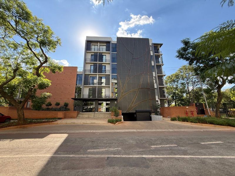 Luxurious Two-Bedroom, Two-Bathroom Student Apartments with Lifestyle Amenities - Photo 5