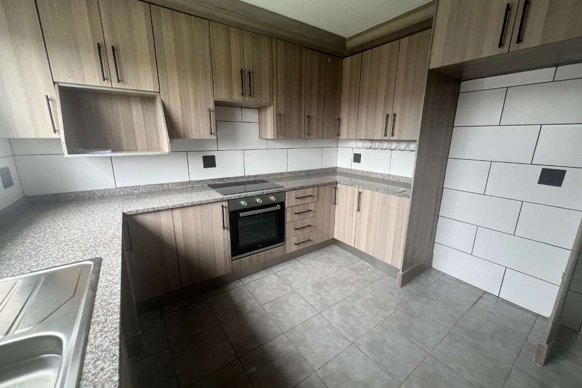 NEWLY REFURBISHED MODERN HOME - Photo 3