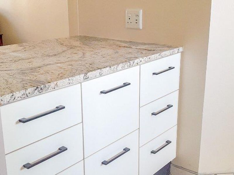 Partially Furnished To Rent in Central Swakopmund - Photo 9