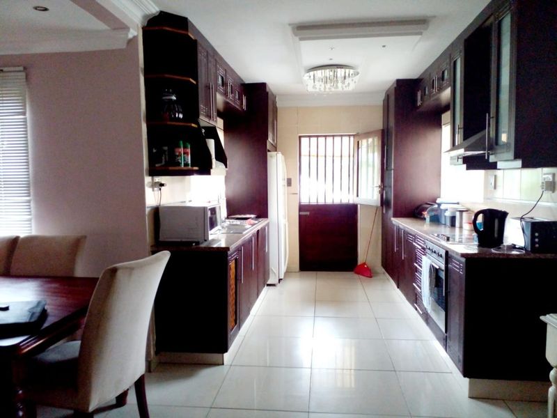 4 Bedroom House to let in Malvern - Photo 7