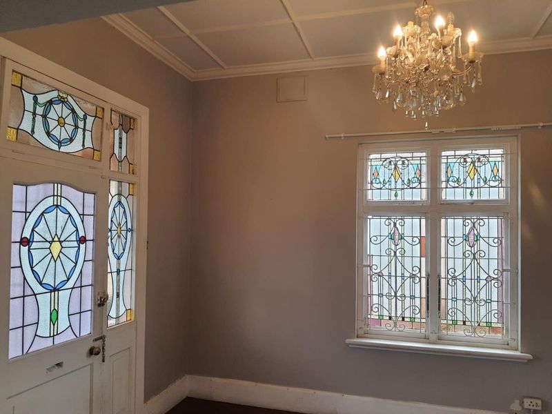 Ground Floor Maisonette in Essenwood - Photo 2