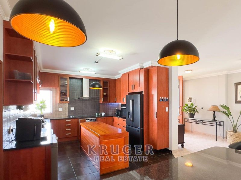 Big Family? Holiday Home? Why Not Both? - Photo 5