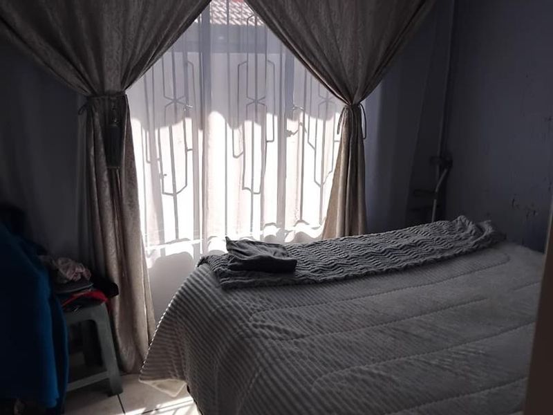 Three bedrooms for sale in a very nice neighborhood - Photo 7