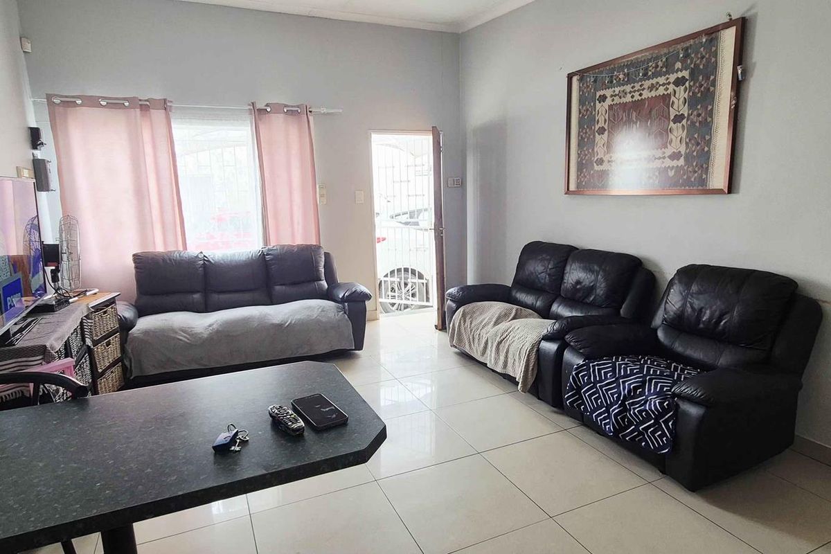 CHARMING 3 BEDROOM UNIT FOR SALE - Photo 4