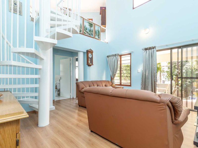 Dream Home Awaits - Photo 5