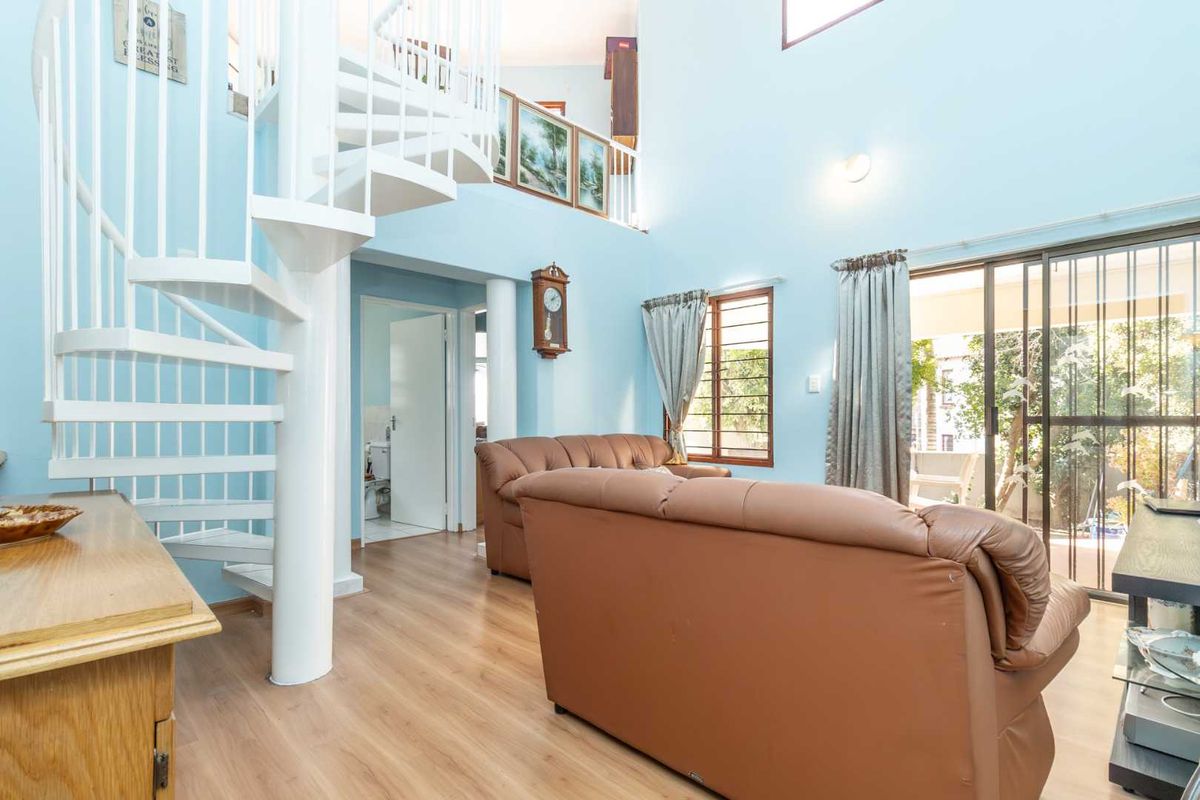 Dream Home Awaits - Photo 5