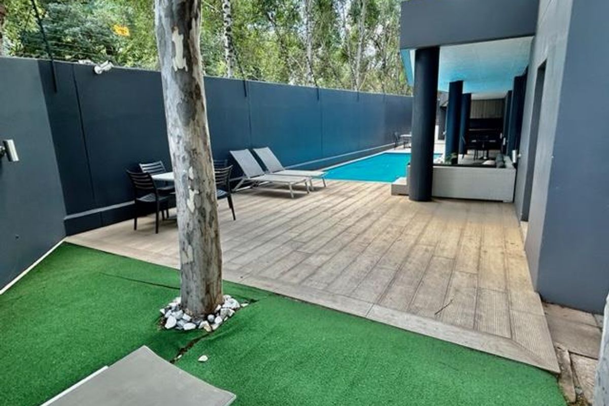 FULLY FURNISHED 2 BED AND 2 BATH APARTMENT FOR RENT - Photo 5