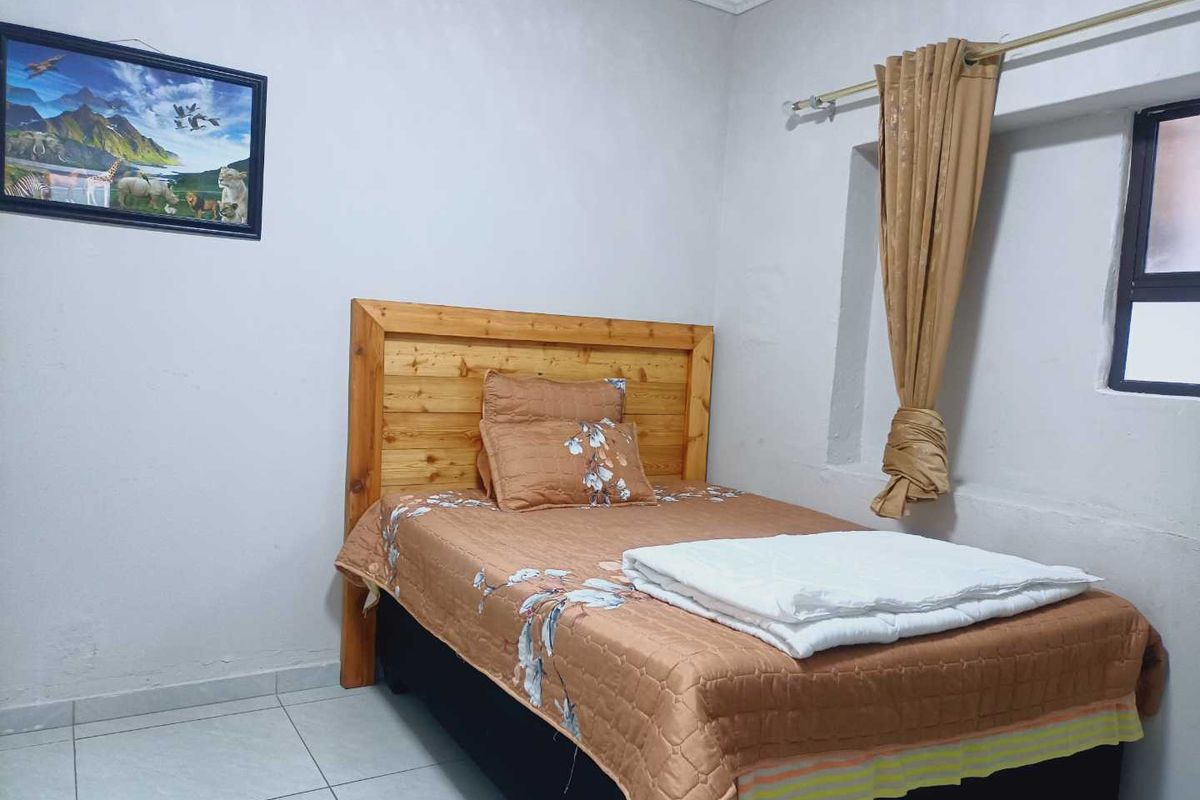 The Perfect Guest Lodge & Future Development Opportunity - Photo 4