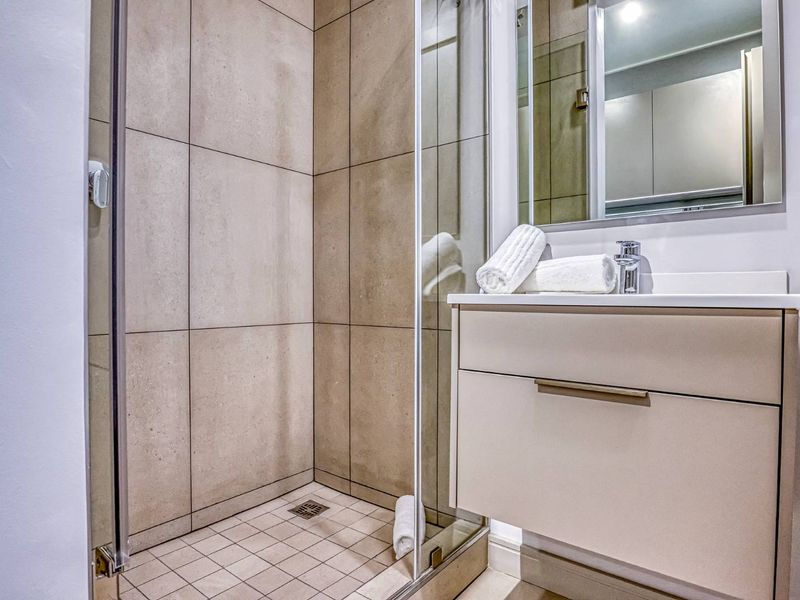 MAGNIFICENT FULLY FURNISHED STUDIO APARTMENT AT ONE ROSEBANK - Photo 10