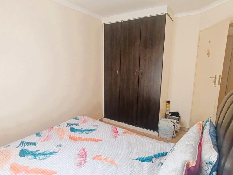 2 Bedroom Apartment -  Ready to Move in. - Photo 8