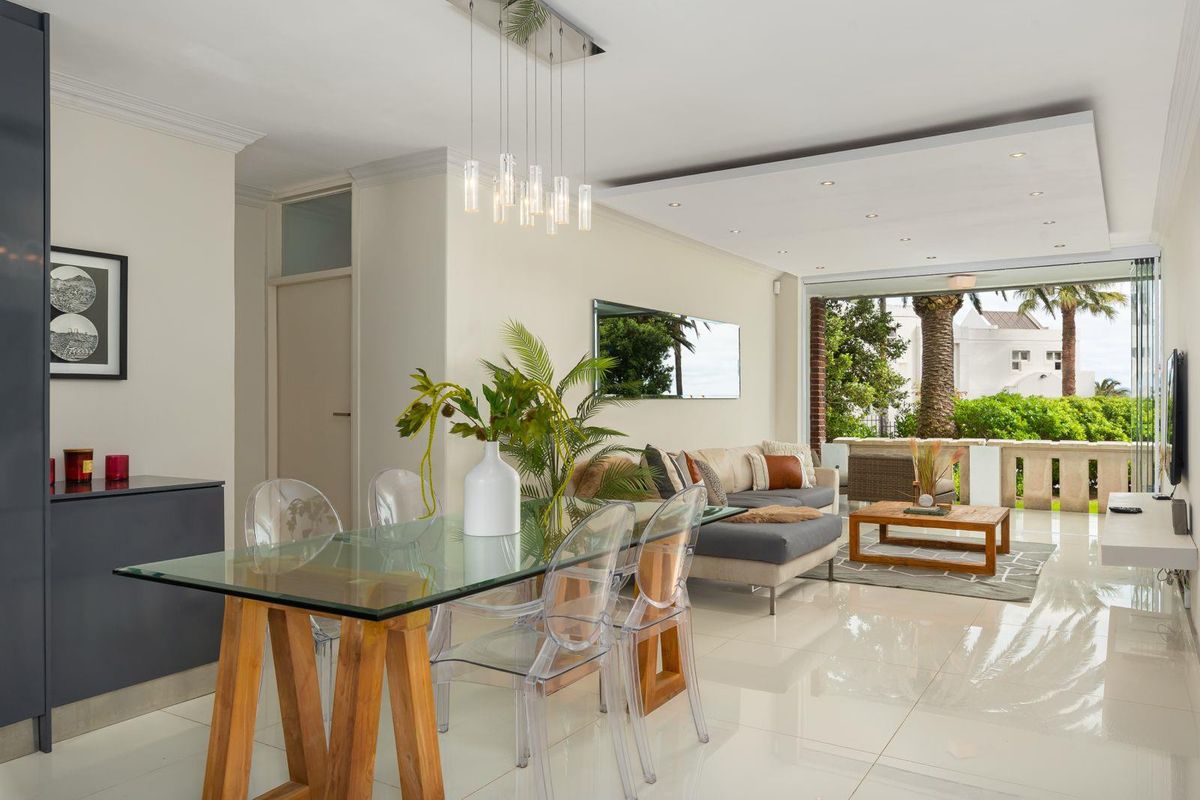 Beach Front Apartment - Photo 4