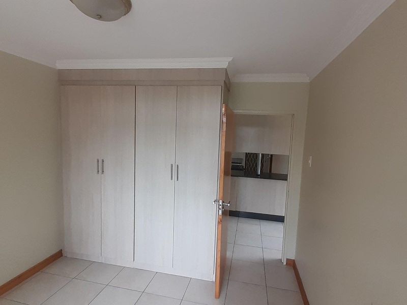 2 Bedroom to rent at Lunnon Crest - Photo 10