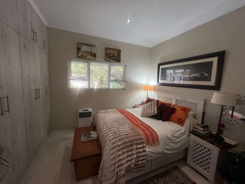 Versatile 5-Bedroom Family Home with Excellent Dual-Living Potential - Photo 3