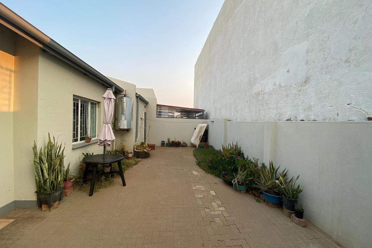 Cimbebasia  N$1 100 000 (Excluding All Costs) - Photo 3