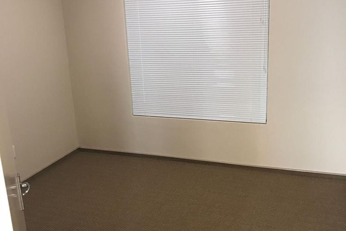 2 Bedroom Apartment For Sale - Photo 4