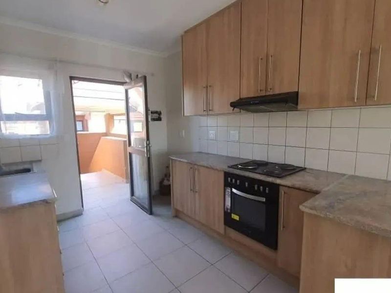 2 BEDROOM APARTMENT FOR SALE 📍 DANTE SQUARE, TAMARISKIA, SWAKOPMUND - Photo 2